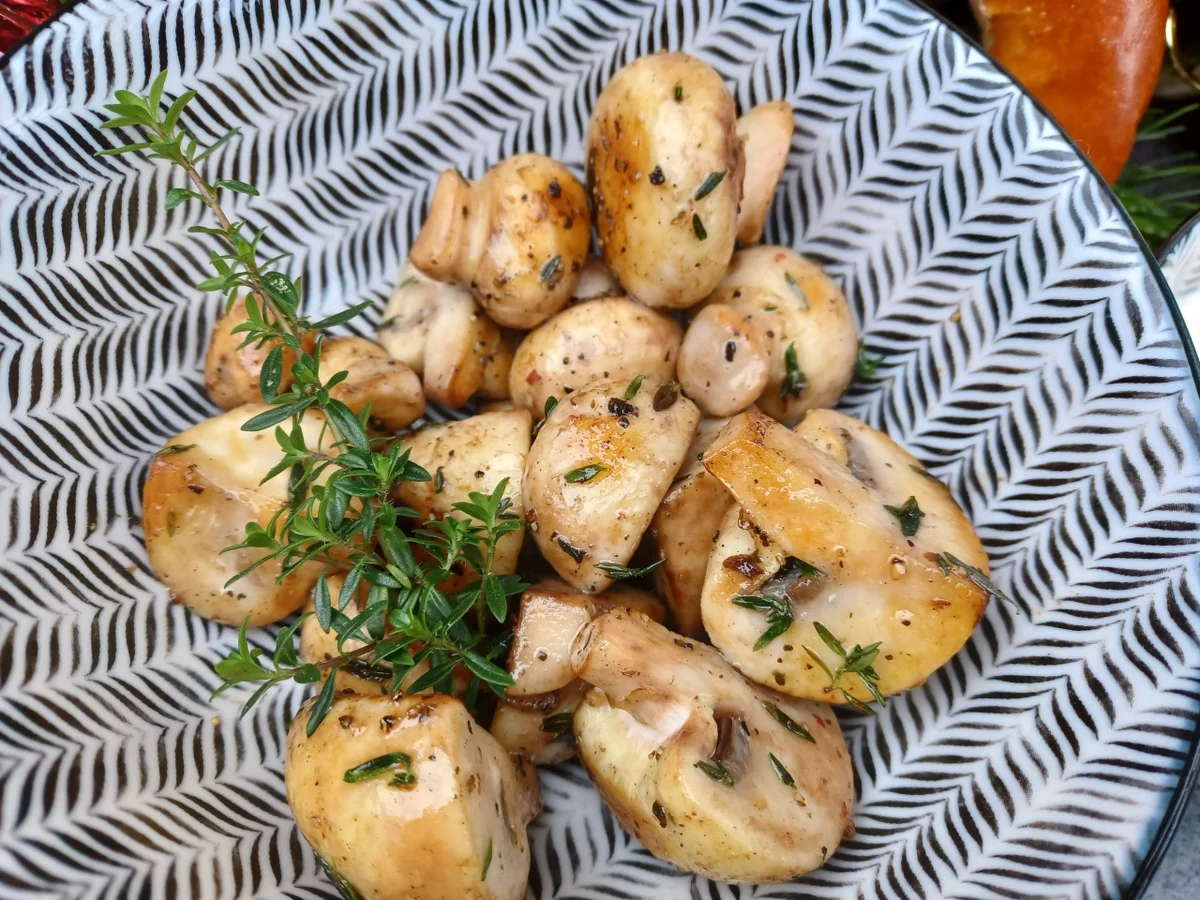 Champignonpfanne und Langos zur kochbar Challenge November 2021 - Rezept - Bild Nr. 14941