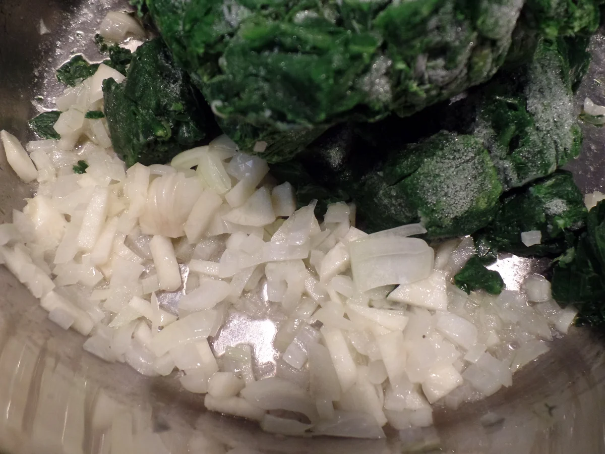 Rezept: Blätterteig-Spinat-Feta-Ecken Bild Nr. 14942 Blätterteig-Spinat-Feta-Ecken - Rezept - Bild Nr. 14942