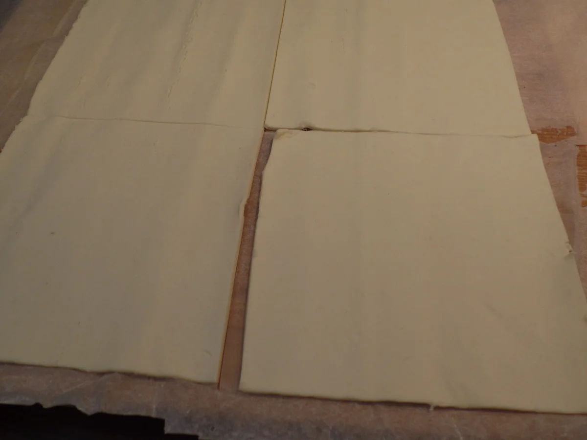 Rezept: Blätterteig-Spinat-Feta-Ecken Bild Nr. 14945 Blätterteig-Spinat-Feta-Ecken - Rezept - Bild Nr. 14945