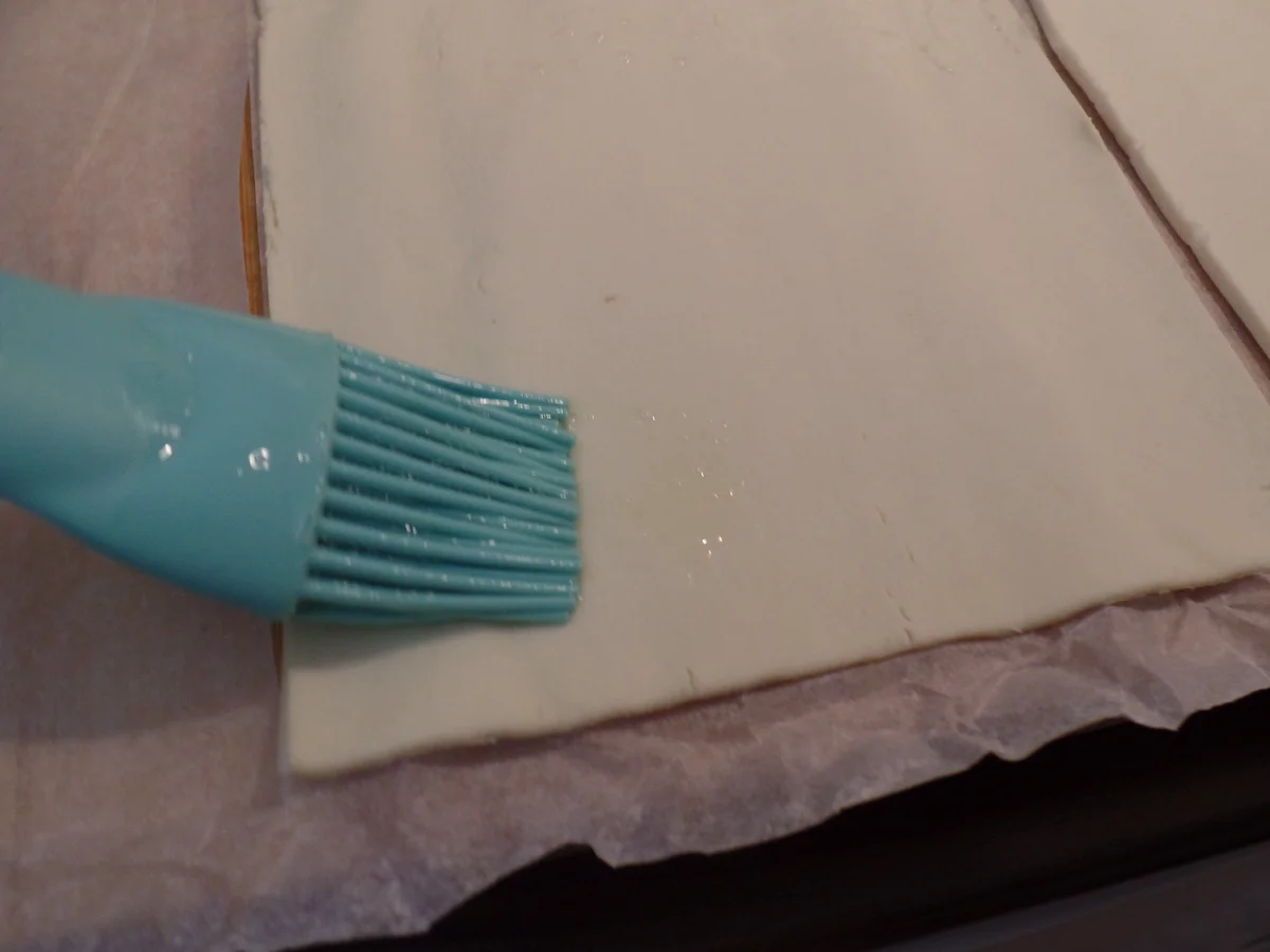 Rezept: Blätterteig-Spinat-Feta-Ecken Bild Nr. 14946 Blätterteig-Spinat-Feta-Ecken - Rezept - Bild Nr. 14946