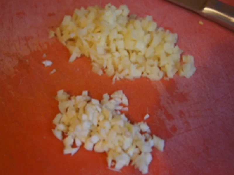 Lachsfilet auf gebratenen Chinakohl - Rezept - Bild Nr. 14977