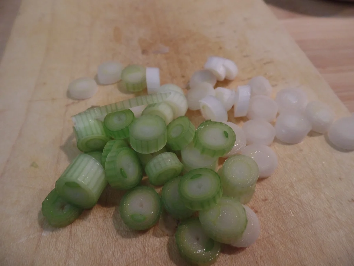 Rezept: Gemüsewaffeln mit Frühlingszwiebel-Dip Bild Nr. 14959 Gemüsewaffeln mit Frühlingszwiebel-Dip - Rezept - Bild Nr. 14959