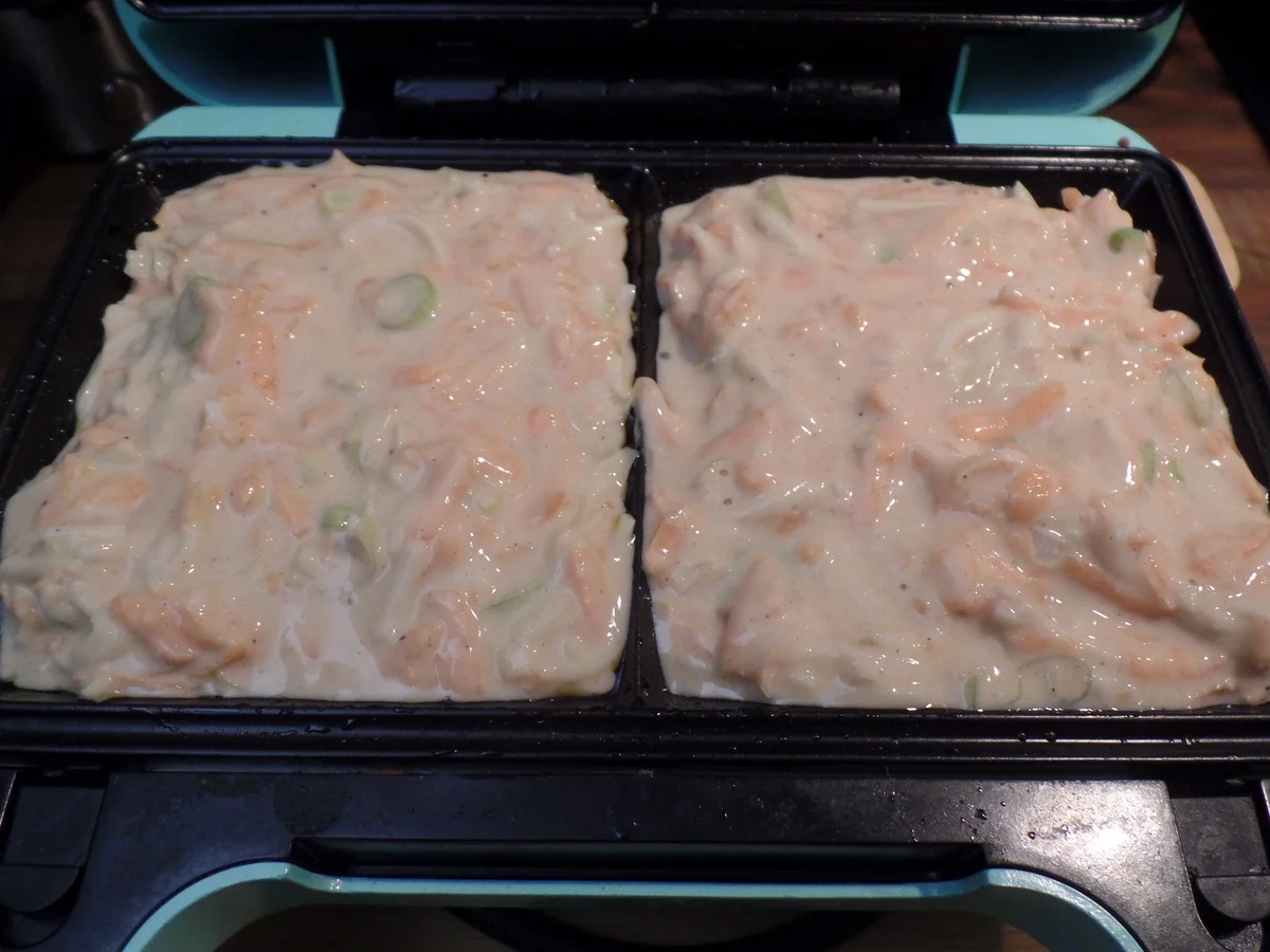 Rezept: Gemüsewaffeln mit Frühlingszwiebel-Dip Bild Nr. 14963 Gemüsewaffeln mit Frühlingszwiebel-Dip - Rezept - Bild Nr. 14963