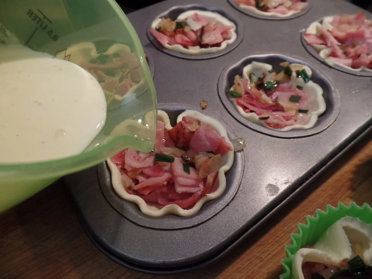 Rezept: Mini-Schinken-Quiches Bild Nr. 14965 Mini-Schinken-Quiches - Rezept - Bild Nr. 14965