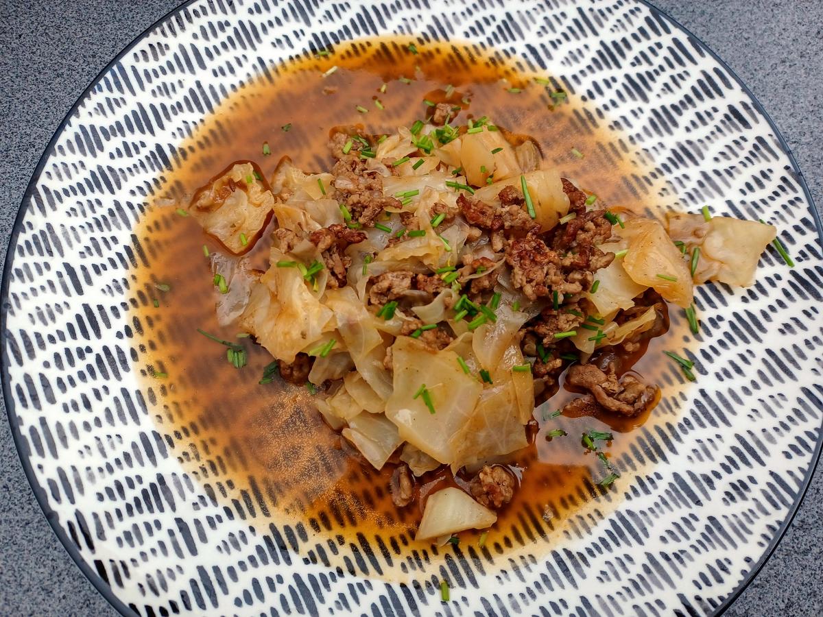 Weißkohl - Hackfleisch - Pfanne - Rezept - kochbar.de