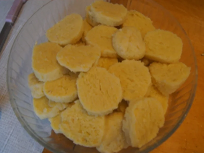 Rezept: 5,5-Stunden Ente mit Sauce, Blaukraut und tschechischen Kartoffelknödeln Bild Nr. 14979 5,5-Stunden Ente mit Sauce, Blaukraut und tschechischen Kartoffelknödeln - Rezept - Bild Nr. 14979