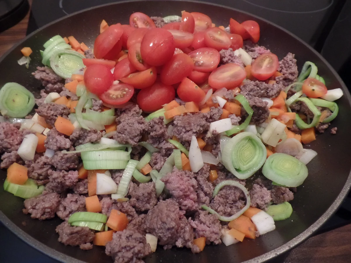 Rezept: Hackfleisch-Kartoffelbrei-Auflauf Bild Nr. 14974 Hackfleisch-Kartoffelbrei-Auflauf - Rezept - Bild Nr. 14974