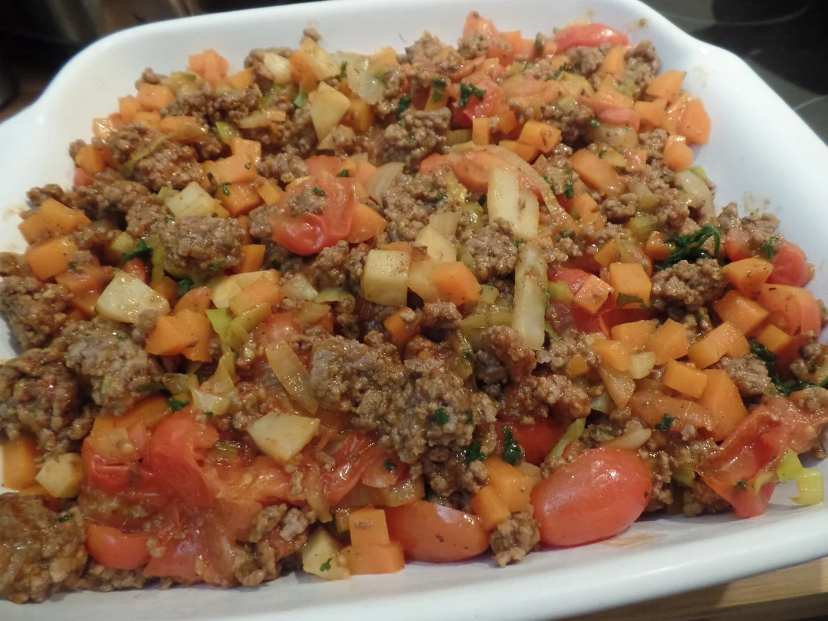 Rezept: Hackfleisch-Kartoffelbrei-Auflauf Bild Nr. 14977 Hackfleisch-Kartoffelbrei-Auflauf - Rezept - Bild Nr. 14977