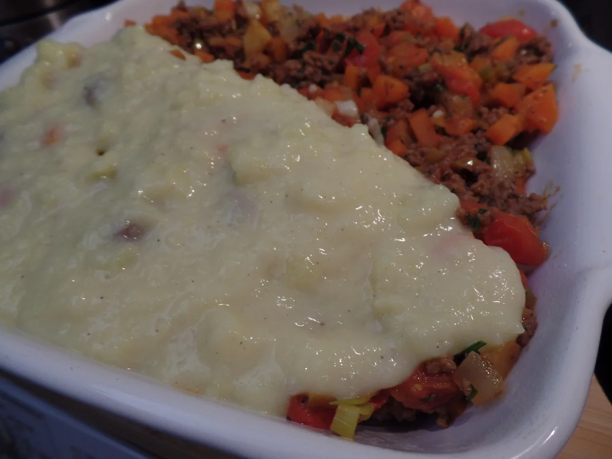 Rezept: Hackfleisch-Kartoffelbrei-Auflauf Bild Nr. 14978 Hackfleisch-Kartoffelbrei-Auflauf - Rezept - Bild Nr. 14978