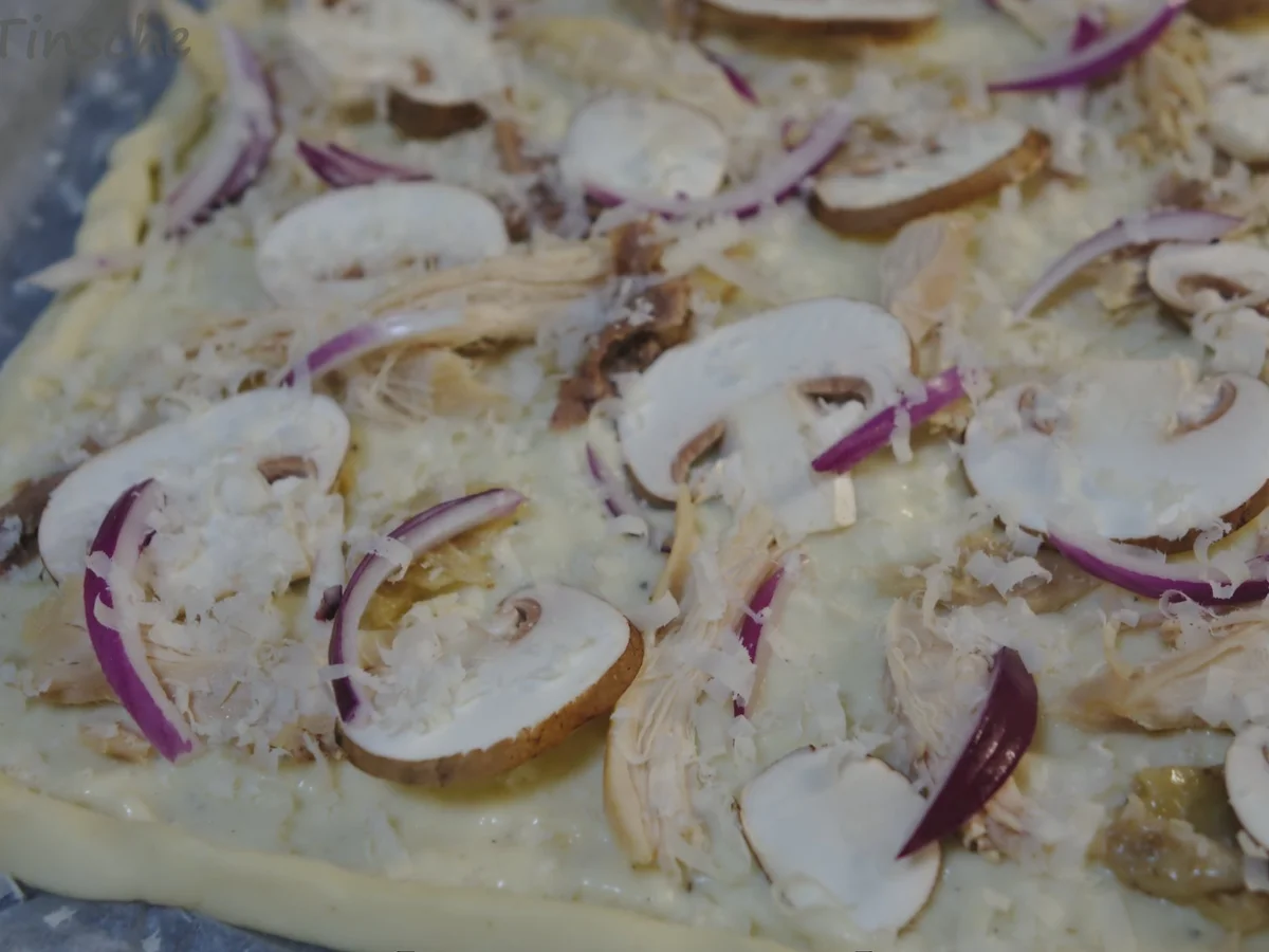 Pizza- Hühner-Frikassee-Style-  :-D - Rezept - Bild Nr. 14969