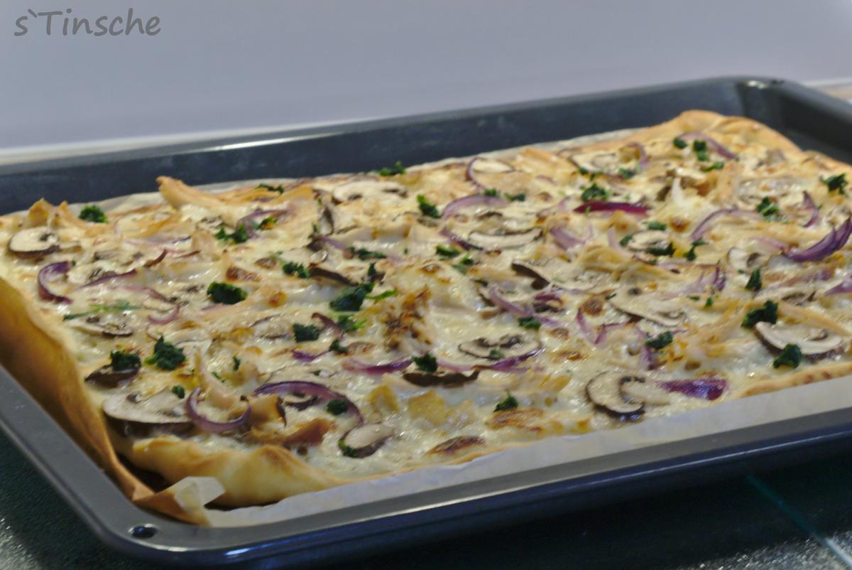 Pizza- Hühner-Frikassee-Style-  :-D - Rezept - Bild Nr. 14973