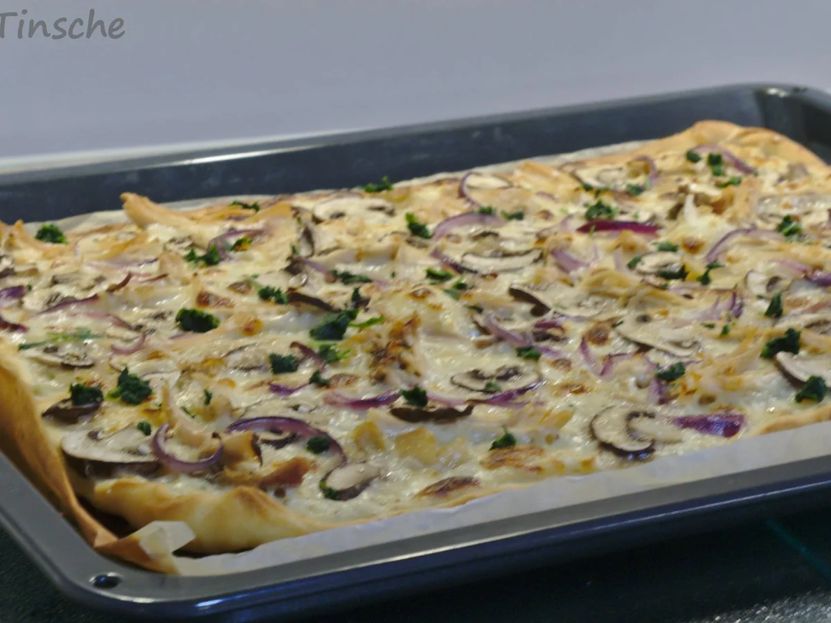 Pizza- Hühner-Frikassee-Style-  :-D - Rezept - Bild Nr. 14973