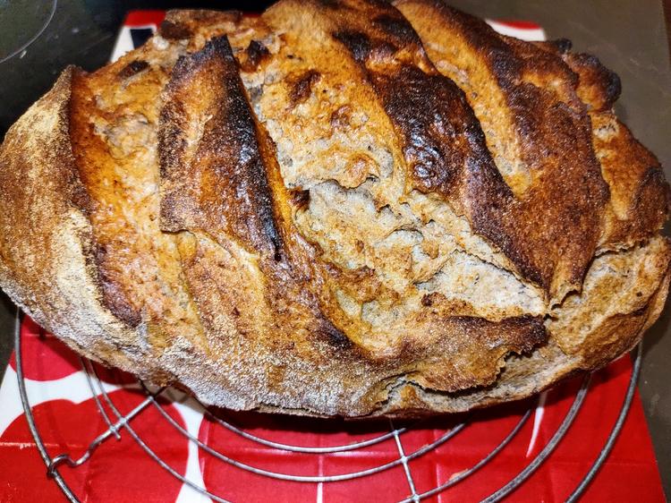 Mischbrot aus dem Römertopf - einfach - von Claton