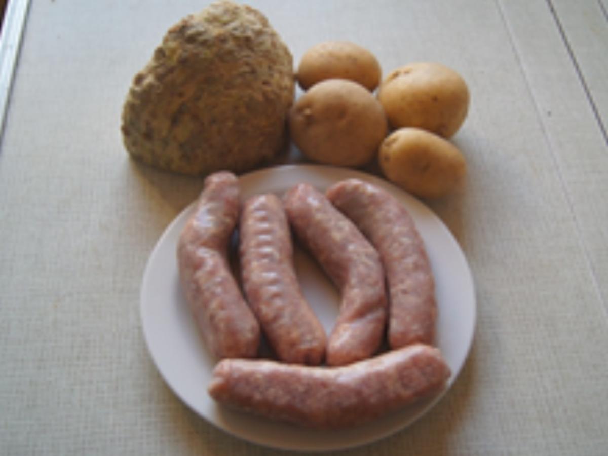 Frische grobe Bratwurst mit tschechischen Kraut süß-sauer und Sellerie-Kartoffel-Stampf - Rezept - Bild Nr. 3