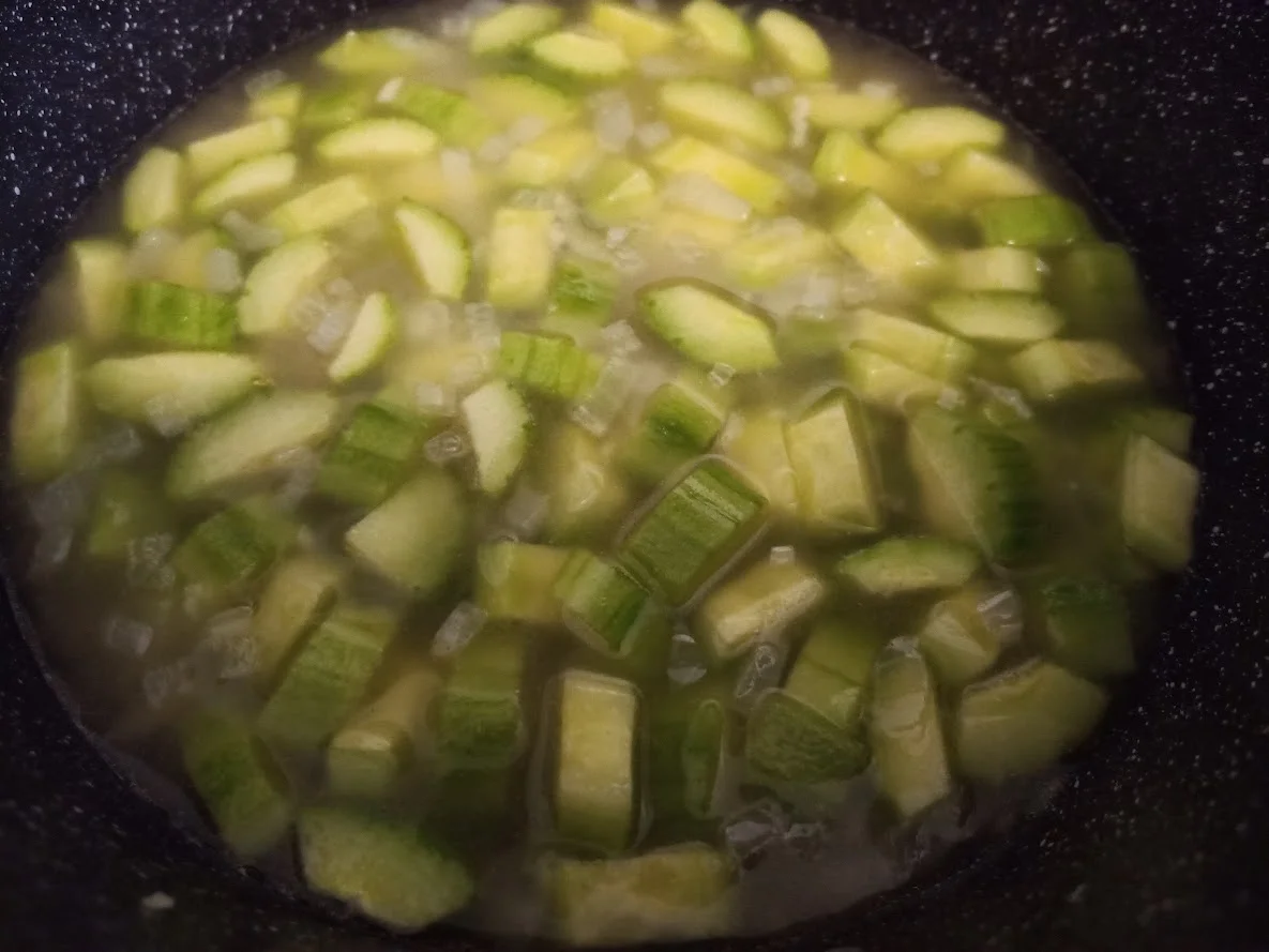 Gurken-Dill-Suppe zur kochbar Challenge Dezember 2021 - Rezept - Bild Nr. 15143