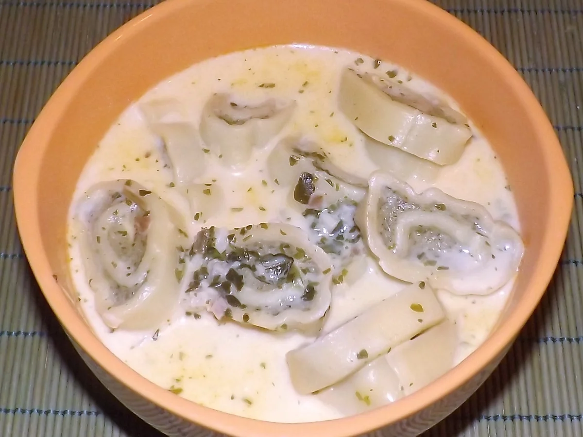 Kräuter-Schmelzkäse-Maultaschen - Rezept - Bild Nr. 2