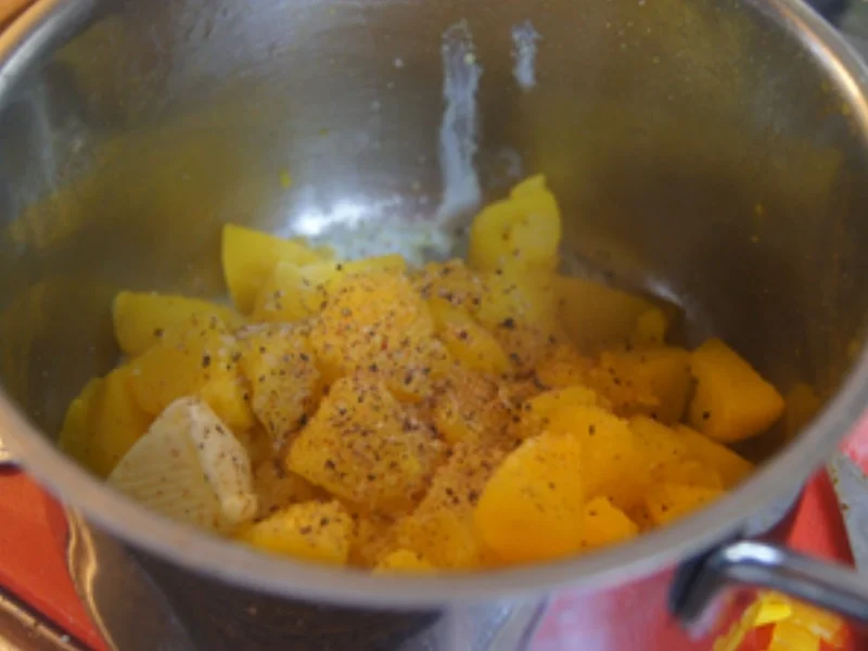 Eichsfelder Schwartenwurst mit Bobby-Bohnen und Kartoffelstampf - Rezept - Bild Nr. 11