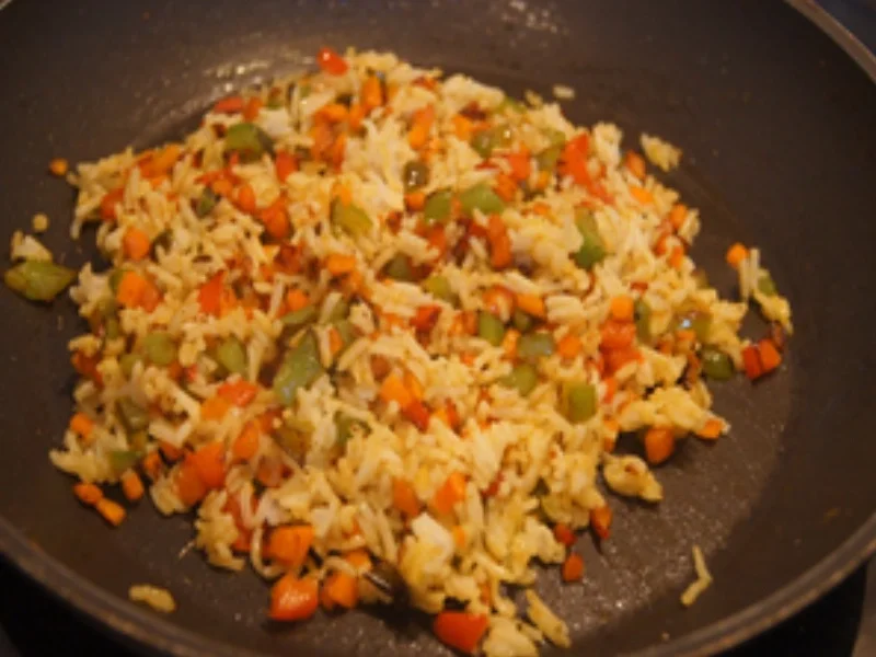 Rezept: Schlemmerfilet mit Bobby Bohnen und Gemüsebratreis Bild Nr. 15001 Schlemmerfilet mit Bobby Bohnen und Gemüsebratreis - Rezept - Bild Nr. 15001