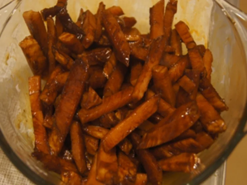 Asia-Wok mit Putenbrustfilet, Mie-Nudeln, Ei und Gemüse - Rezept - Bild Nr. 15016