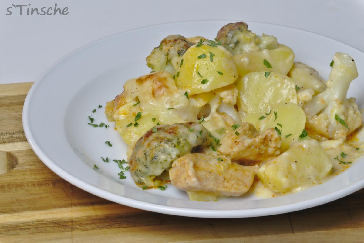 Blumenkohl-Brokkoli-Auflauf mit Hähnchen & Kartoffeln - Rezept - Bild Nr. 15058