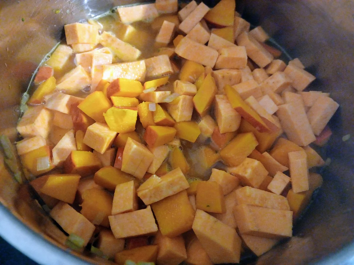 Süßkartoffel  - Kürbis - Süppchen - Rezept - Bild Nr. 15102