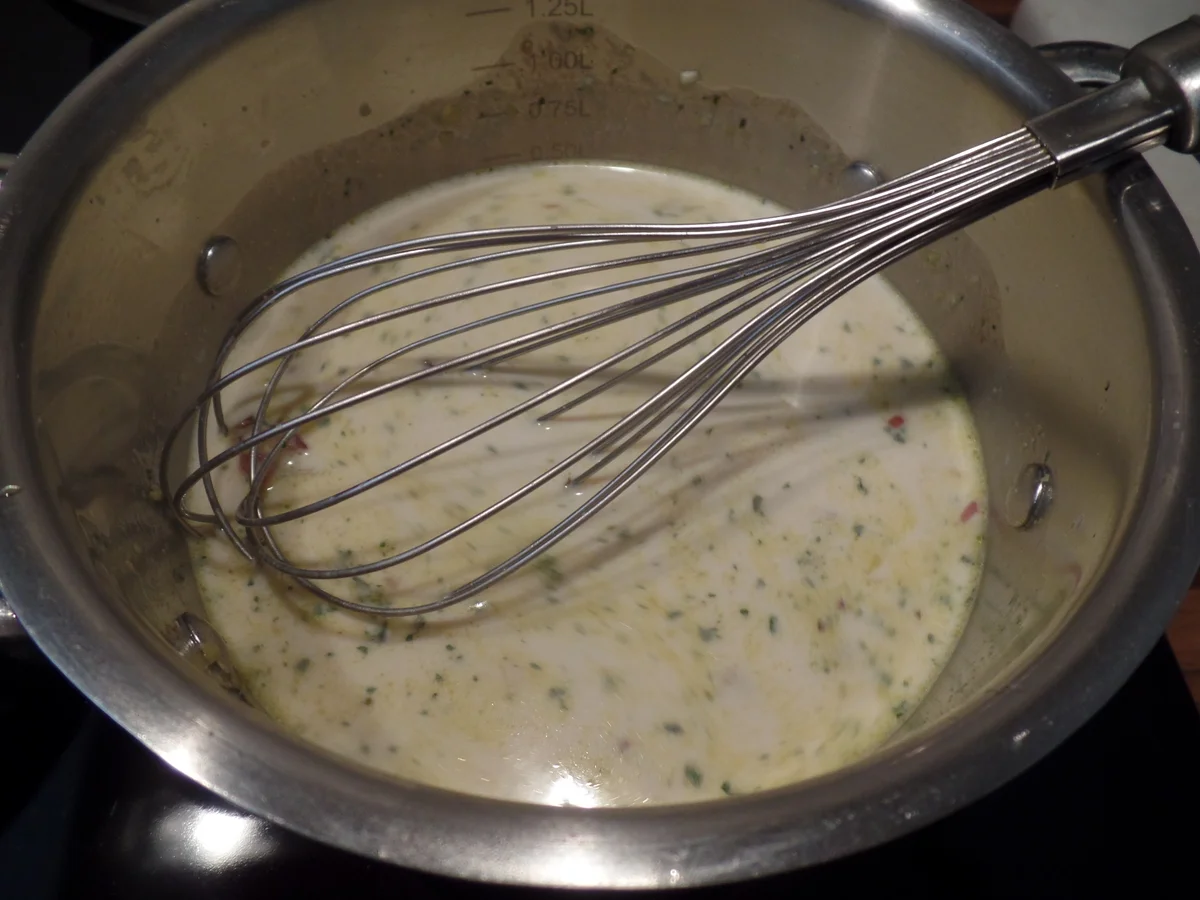 Zanderfilets auf Spitzkohl und Sahneschaum - Rezept - Bild Nr. 15101