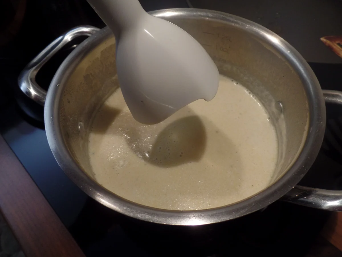 Zanderfilets auf Spitzkohl und Sahneschaum - Rezept - Bild Nr. 15102