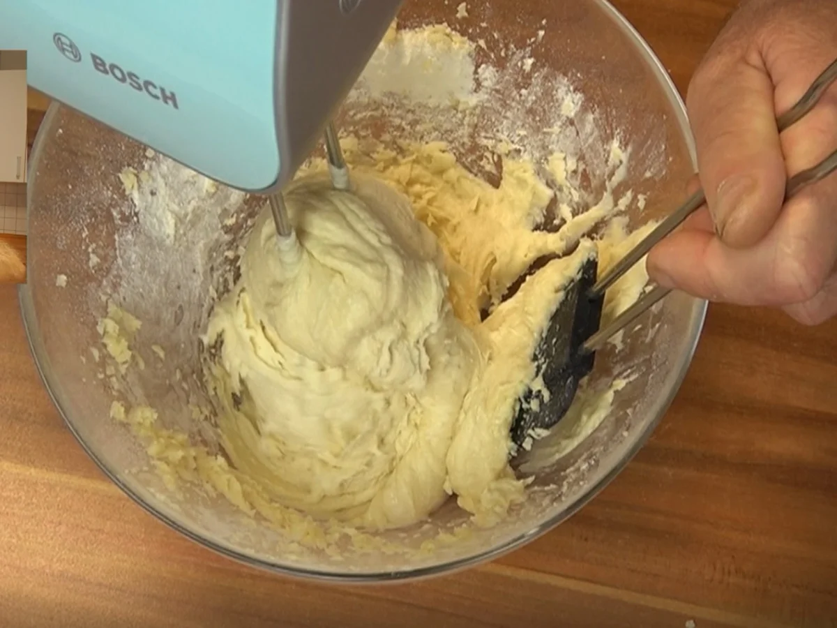 Streuselkuchen mit Kirsche in einer 26er Springform - Rezept - Bild Nr. 15098