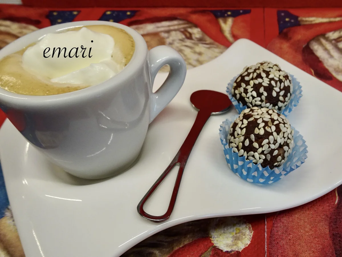 Rezept: leckere Rohkost Kugeln Bild Nr. 15097 leckere Rohkost Kugeln - Rezept - Bild Nr. 15097