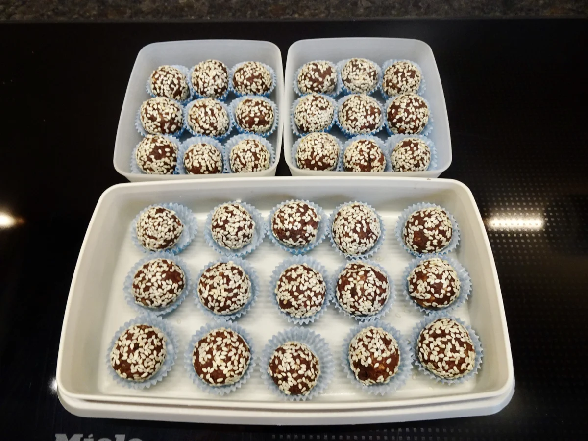 Rezept: leckere Rohkost Kugeln Bild Nr. 15101 leckere Rohkost Kugeln - Rezept - Bild Nr. 15101