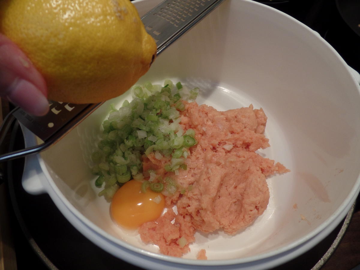 Lachs-Frikadellen - Rezept mit Bild - kochbar.de