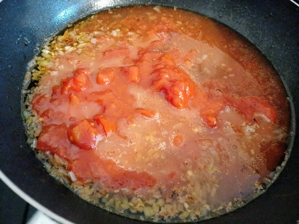 Rezept: Putenbrust in Tomatensauce Bild Nr. 15100 Putenbrust in Tomatensauce - Rezept - Bild Nr. 15100