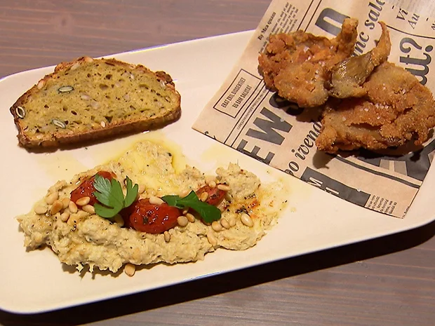 Brot mit Artischocken, Kichererbsen, Tomaten und Austernpilze - Rezept - Bild Nr. 2
