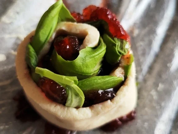 Fingerfood Blätterteigröllchen zur kochbar Challenge 2021 - Rezept - Bild Nr. 15123