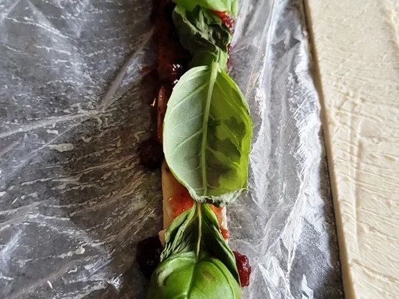 Fingerfood Blätterteigröllchen zur kochbar Challenge 2021 - Rezept - Bild Nr. 15125