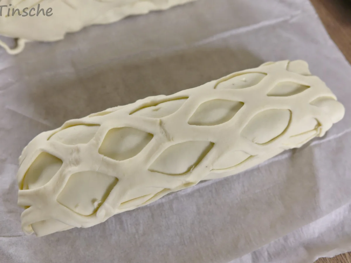 Rezept: Stremel-Lachs mit Blattspinat im Blätterteig Bild Nr. 15133 Stremel-Lachs mit Blattspinat im Blätterteig - Rezept - Bild Nr. 15133