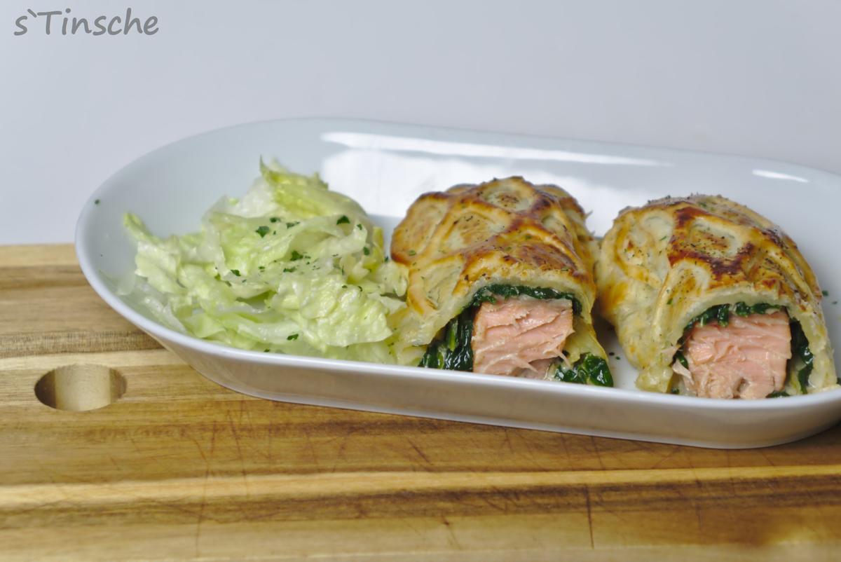 Stremel-Lachs mit Blattspinat im Blätterteig - Rezept - Bild Nr. 15140