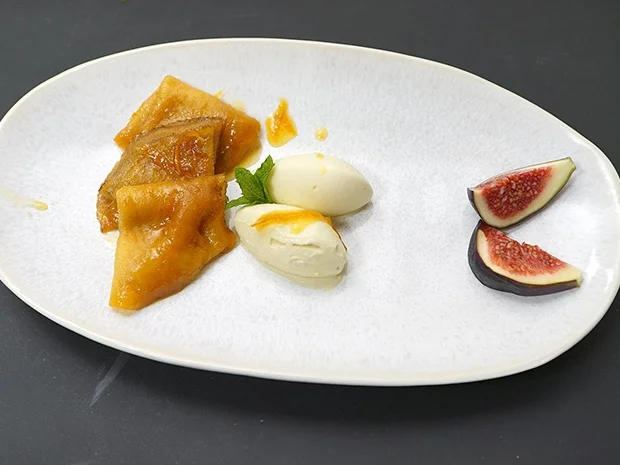 Rezept: Crêpe Suzette mit Kamilleneis Bild Nr. 2 Crêpe Suzette mit Kamilleneis - Rezept - Bild Nr. 2