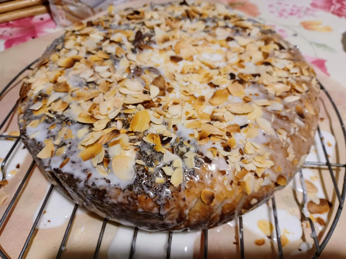 Rezept: Mohnstollen oder Mohnkuchen Bild Nr. 15147 Mohnstollen oder Mohnkuchen - Rezept - Bild Nr. 15147