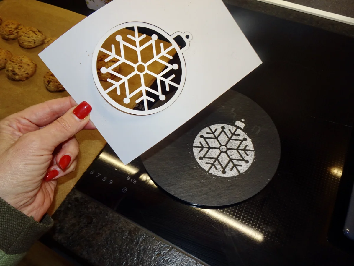 Knusperkekse mit gebrannten Mandeln oder Haselnüssen - Rezept - Bild Nr. 15151