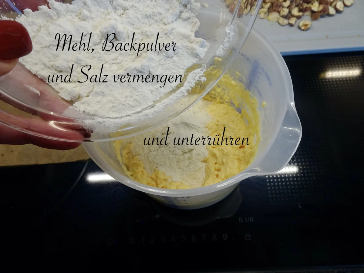 Knusperkekse mit gebrannten Mandeln oder Haselnüssen - Rezept - Bild Nr. 15184