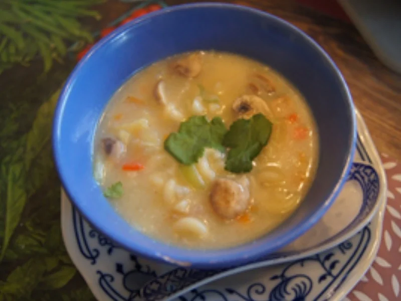 Rezept: Hühner-Kokos-Suppe Bild Nr. 15139 Hühner-Kokos-Suppe - Rezept - Bild Nr. 15139