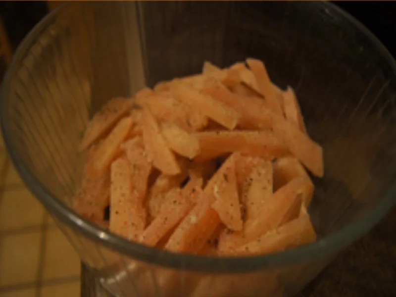 Gebratenes Hähnchenbrustfilet mit bunten Gemüse und Basmatireis - Rezept - Bild Nr. 15142