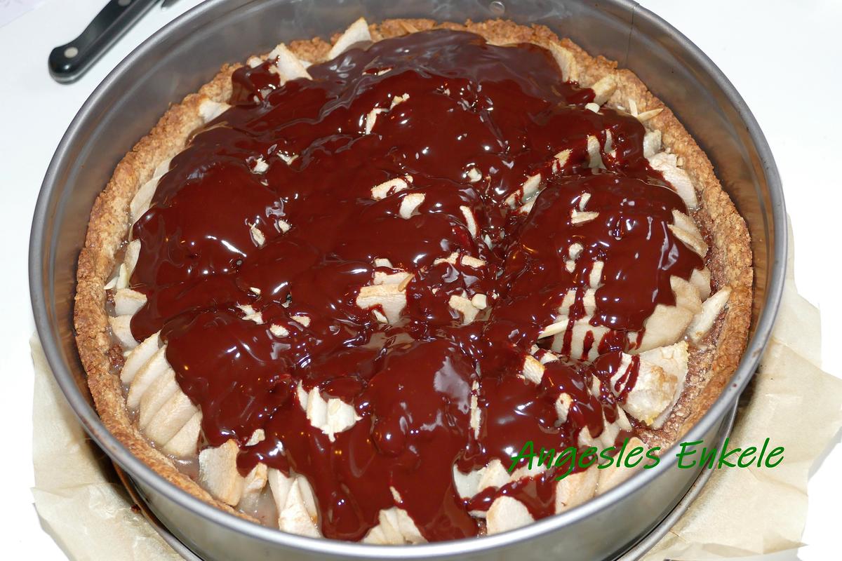 Mandelmus-Tarte mit Birnen-Belag und Schoko-Guss - Rezept - Bild Nr. 15144