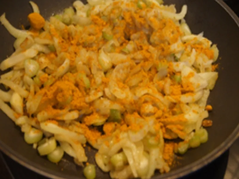 Lachs auf Curry-Sahne-Fenchelgemüse - Rezept - Bild Nr. 15161