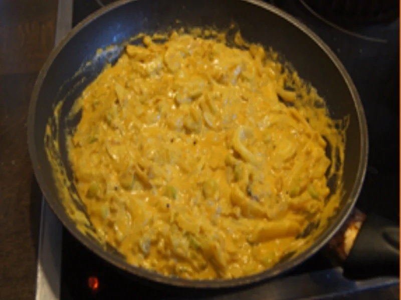 Lachs auf Curry-Sahne-Fenchelgemüse - Rezept - Bild Nr. 15166