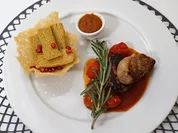 Schweinefilet mit Kichererbsen Pommes Frites an einer Tomaten Jus - Rezept - Bild Nr. 2