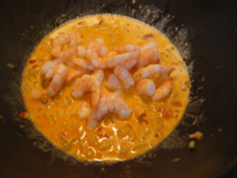 Rezept: Asiatische Nudeln mit Garnelencurry Bild Nr. 15192 Asiatische Nudeln mit Garnelencurry - Rezept - Bild Nr. 15192