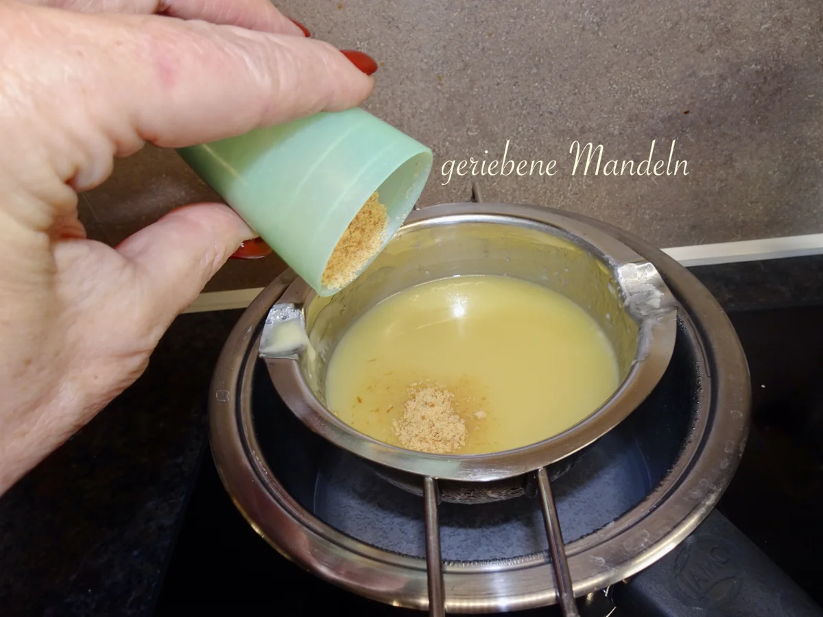 Rezept: Amaretto - Marzipan - Kugeln Bild Nr. 15181 Amaretto - Marzipan - Kugeln - Rezept - Bild Nr. 15181