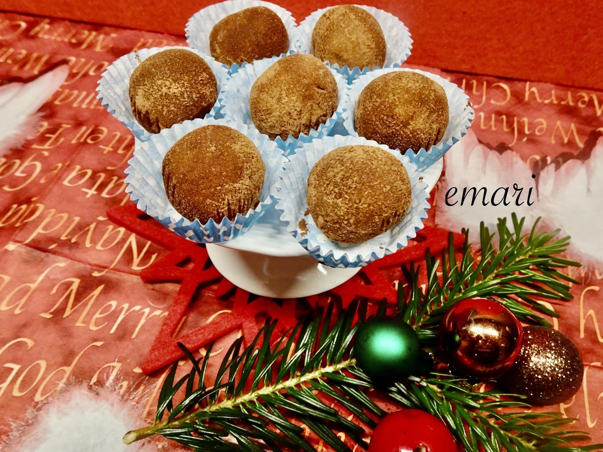 Rezept: Amaretto - Marzipan - Kugeln Bild Nr. 15183 Amaretto - Marzipan - Kugeln - Rezept - Bild Nr. 15183